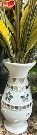 MIRROR VASE